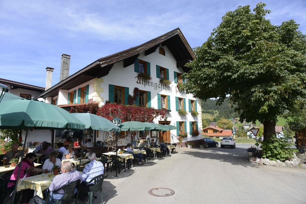 Alpengasthof Zur Post Schattwald Eksteriør billede